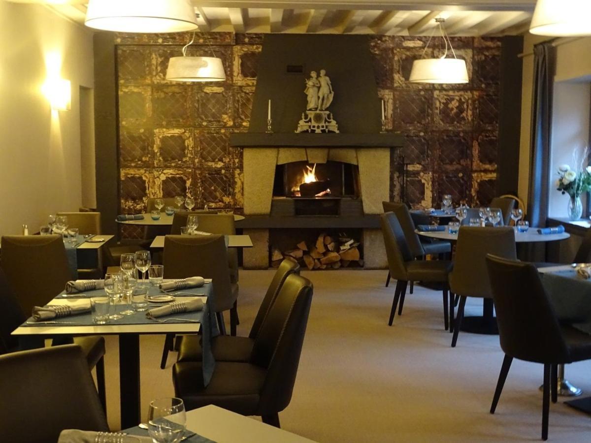 Le Vieux Moulin Hotell Hédé Eksteriør bilde