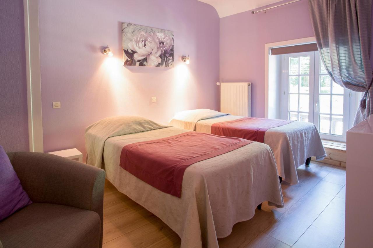 Le Vieux Moulin Hotell Hédé Eksteriør bilde